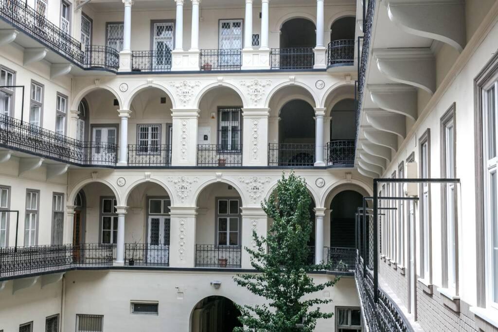 Your Gorgeous And Spacious Dream Home Free Parking Budapeşte Dış mekan fotoğraf